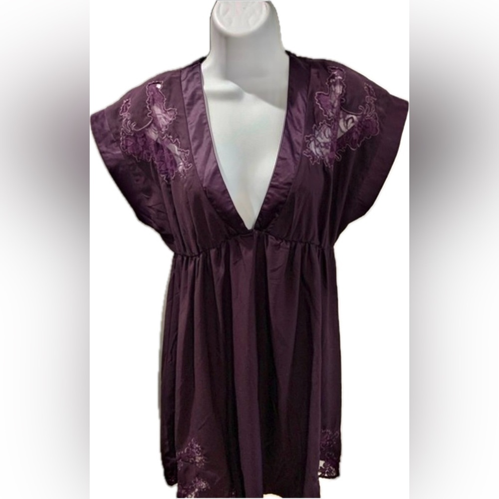Ya Los Angeles Mini Dress Women’s Size Medium EMBROIDERED‎ Kimono